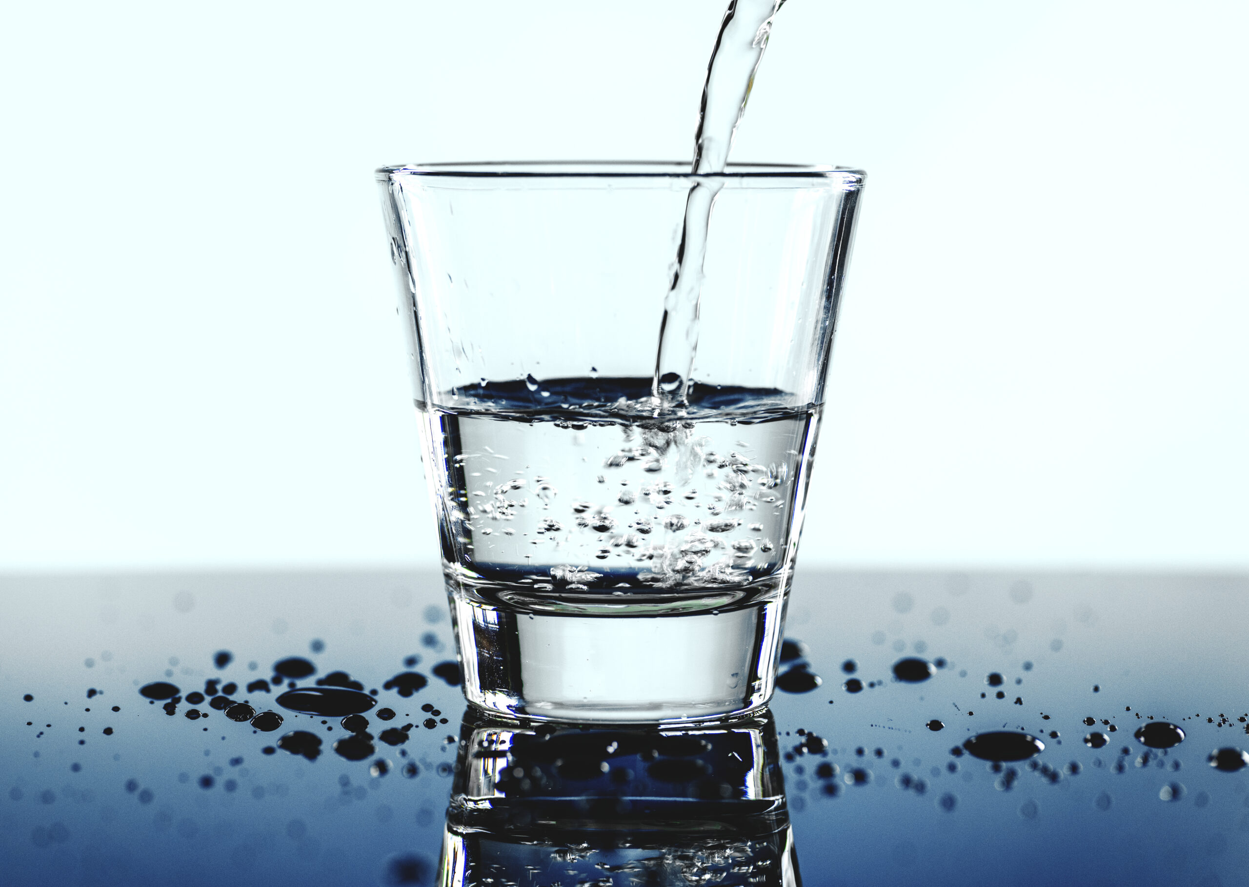 a glass of water macro shot